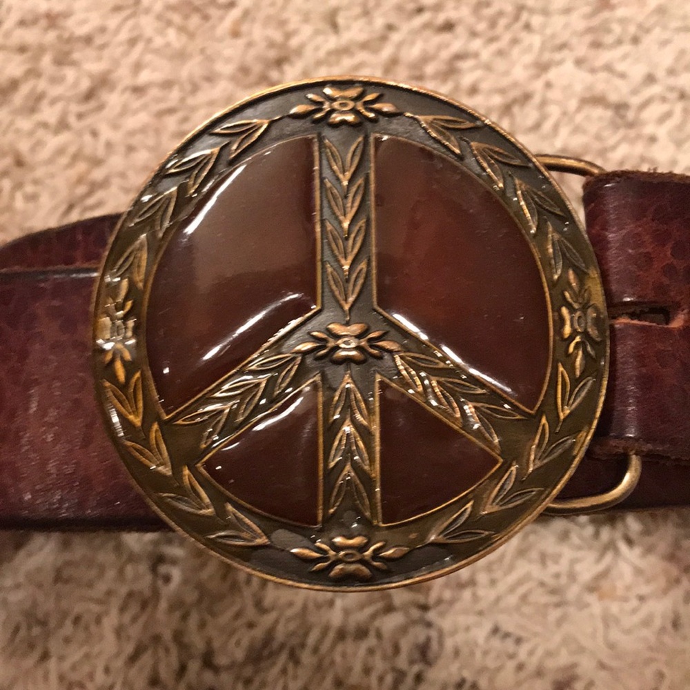 ❣️SOLD❣️Allison Daniels Designs Peace Sign Belt